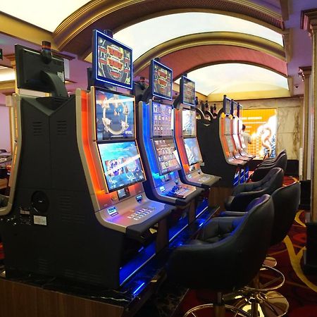バオソン インターナショナル ホテル ハノイ市 エクステリア 写真
